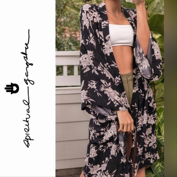 Spiritual Gangster Maya Floral Kimono - Picture 1 of 7